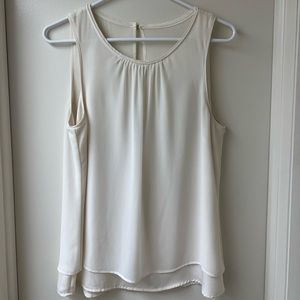 Flowy sleeveless work top